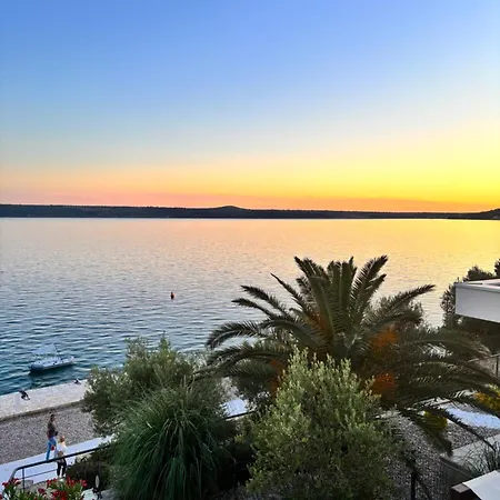 Minni Apartman Maslenica